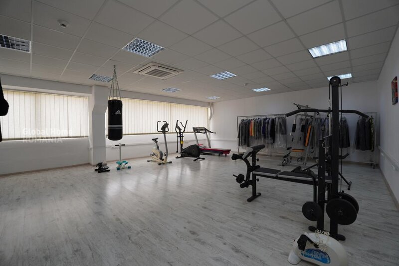 Macin, Tulcea, platforma comercial–industriala cu venit activ.